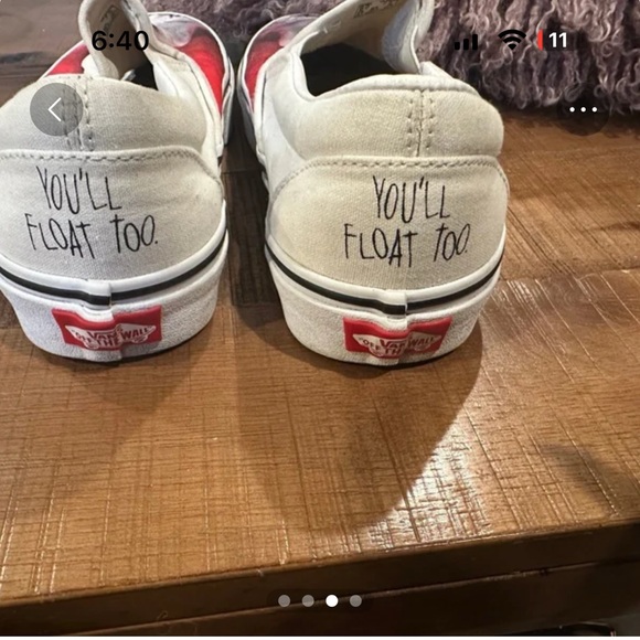 It clown Vans Slip-On Shoes - Red and White - Picture 2 of 3